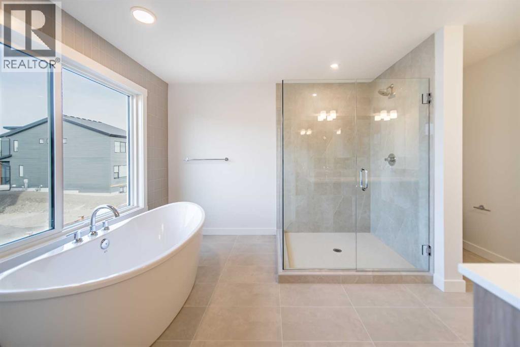 73 Royston Grove Nw, Calgary, Alberta  T3L 0M3 - Photo 23 - A2291753