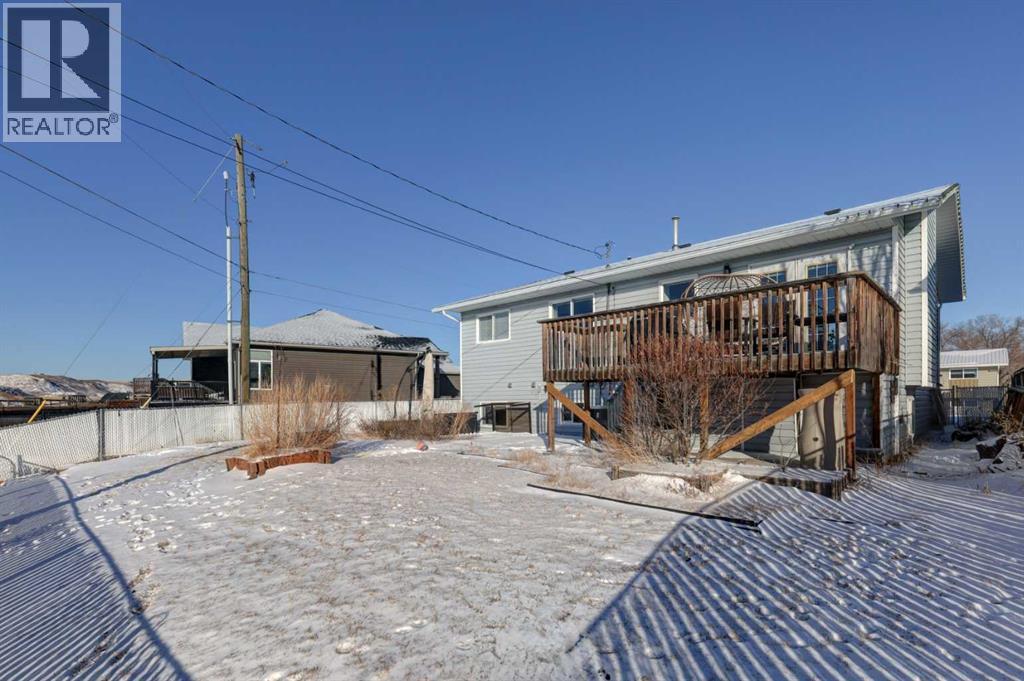 823 Bankview Drive, Drumheller, Alberta  T0J 0Y6 - Photo 28 - A2296597