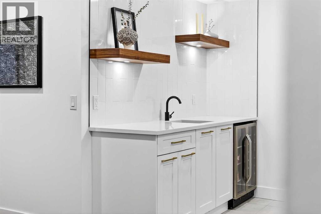 6323 Crowchild Trail SW, Calgary, Alberta  T3E 5R6 - Photo 39 - A2297839