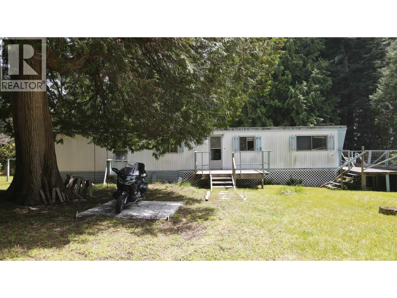 8127 Redrooffs Road, Halfmoon Bay, British Columbia  V7Z 1A7 - Photo 20 - R3112398