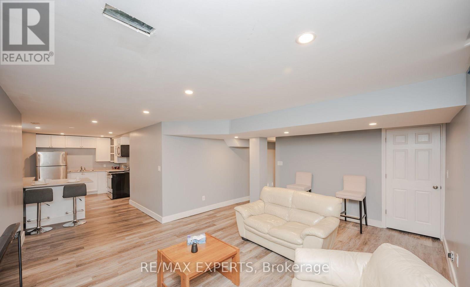 27 Mooney Trail, New Tecumseth, Ontario  L9R 0J4 - Photo 6 - N13008692