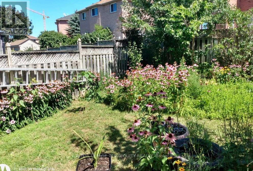 35 Raquel Street, Barrie, Ontario  L4N 9S4 - Photo 3 - S12987670