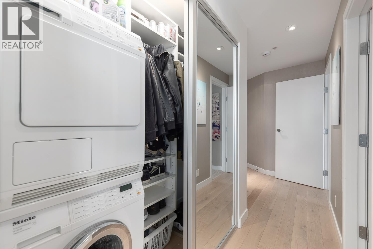 2903 128 W Cordova Street, Vancouver, British Columbia  V6B 0E5 - Photo 15 - R3112381