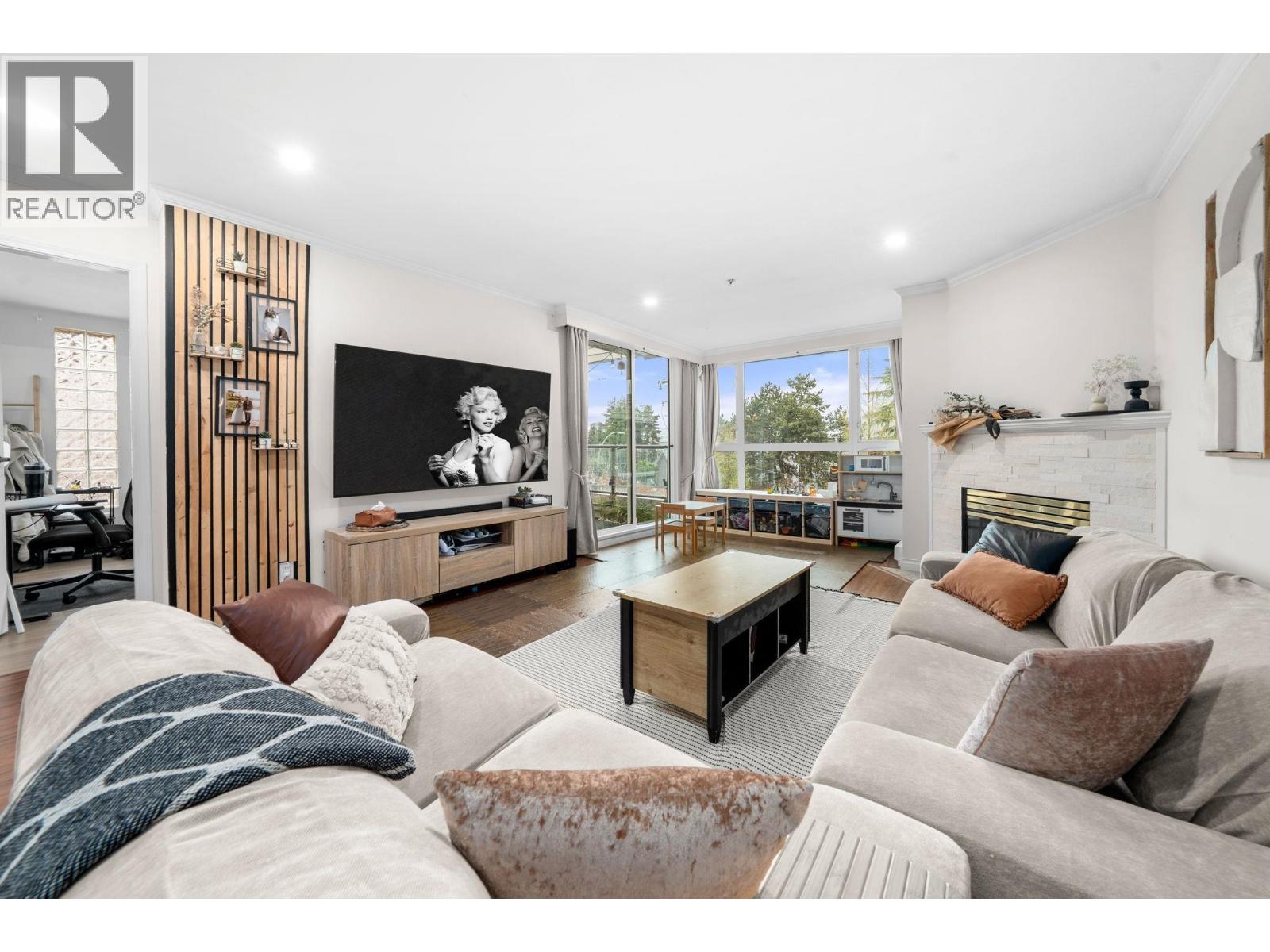 305 1318 W 6th Avenue, Vancouver, British Columbia  V6H 1A7 - Photo 3 - R3112382