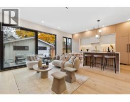 2 448 W 20TH AVENUE, Vancouver, British Columbia