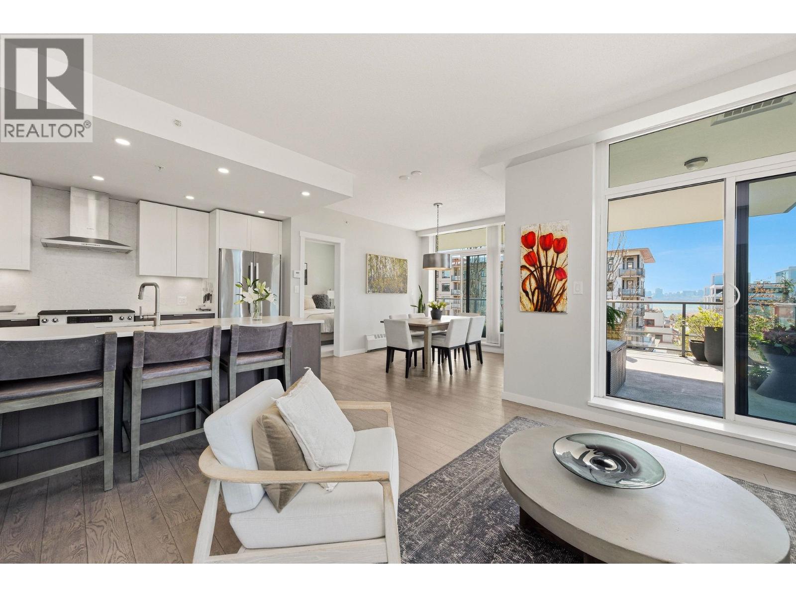 208 135 W 2nd Street, North Vancouver, British Columbia  V7M 0C5 - Photo 8 - R3112415