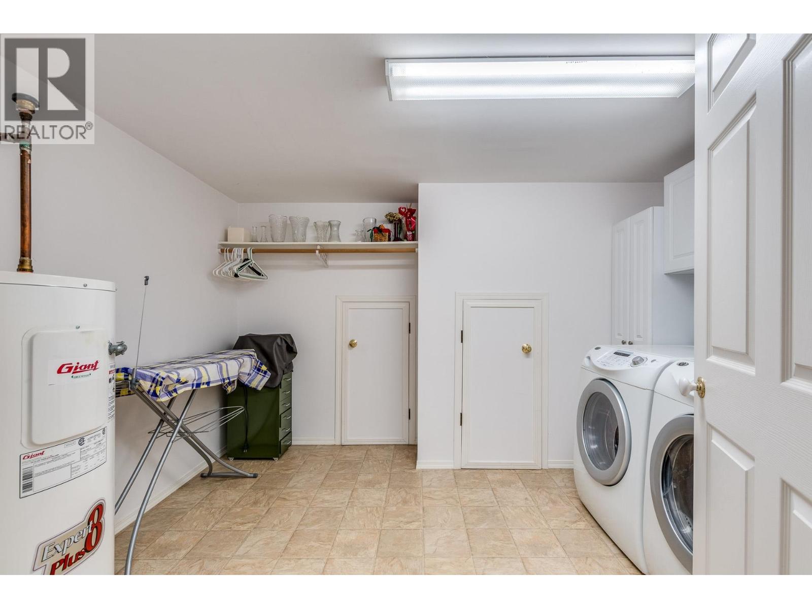 1143 O'flaherty Gate, Port Coquitlam, British Columbia  V3C 6H2 - Photo 26 - R3112424