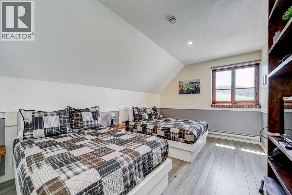 1029 Twp Rd  8-4, Cowley, Alberta  T0K 0P0 - Photo 39 - A2301703