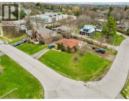 13 MCDONALD Court, Waterdown, Ontario