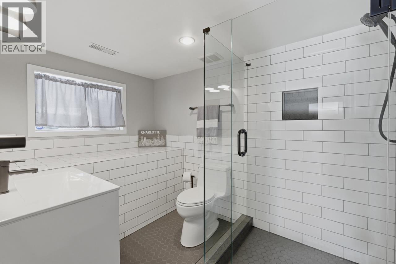 424 E Keith Road, North Vancouver, British Columbia  V7L 1V9 - Photo 30 - R3112376