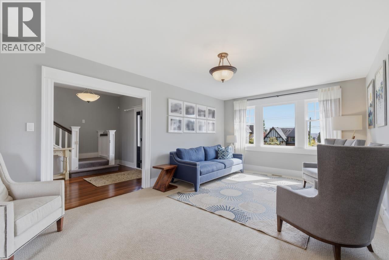 424 E Keith Road, North Vancouver, British Columbia  V7L 1V9 - Photo 9 - R3112376