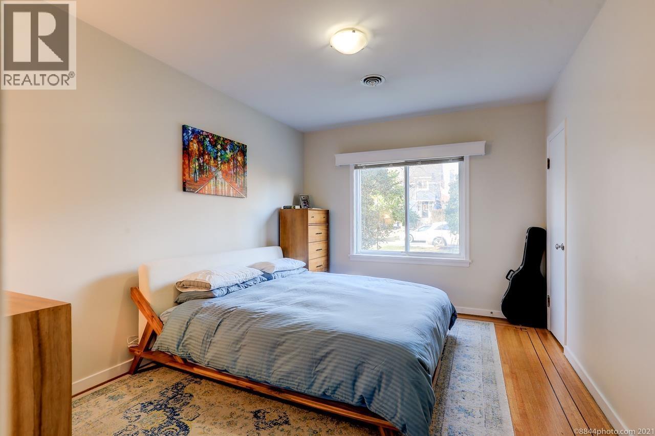 2016 W 48th Avenue, Vancouver, British Columbia  V6M 2P3 - Photo 16 - R3112384