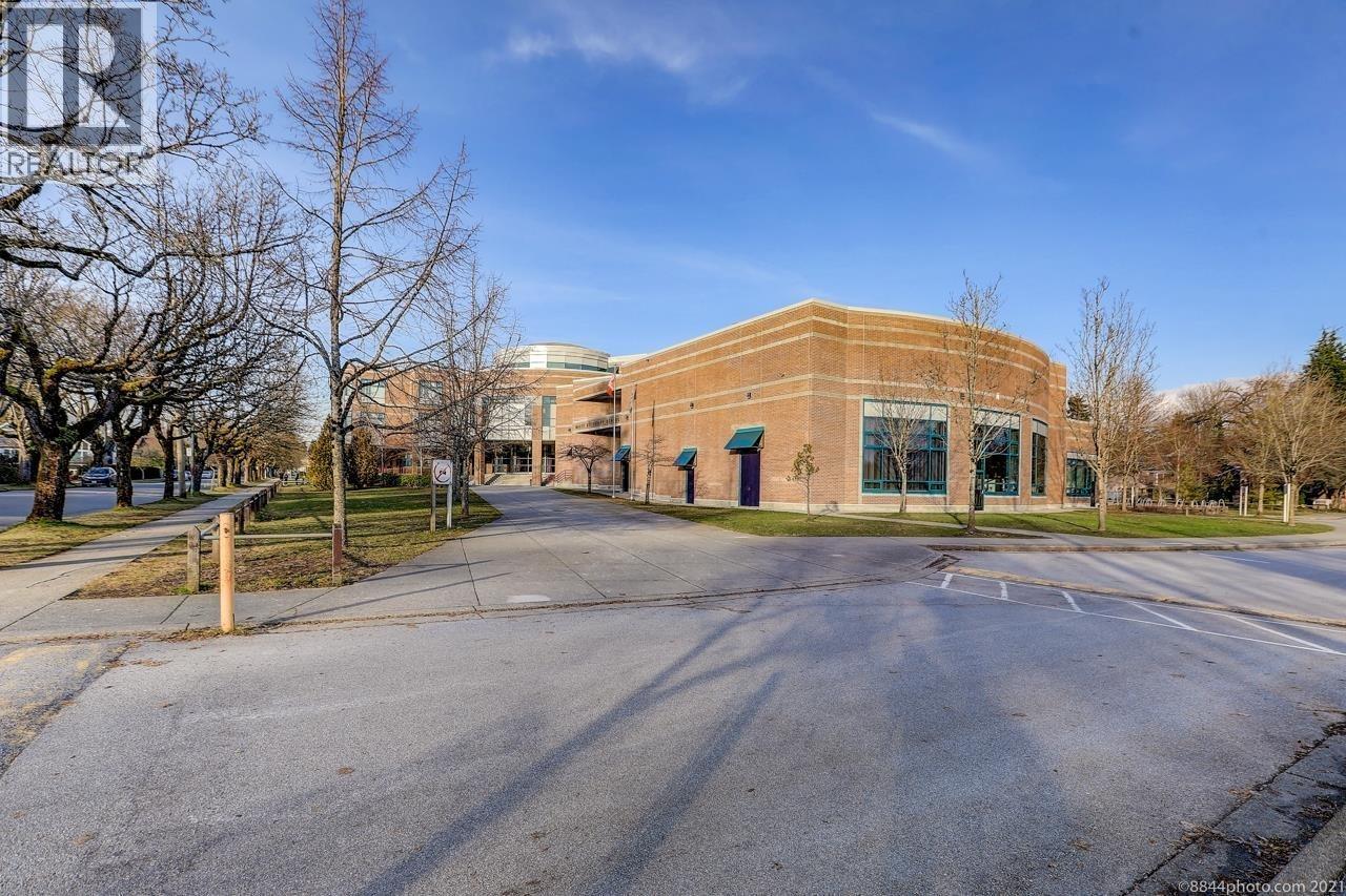 2016 W 48th Avenue, Vancouver, British Columbia  V6M 2P3 - Photo 35 - R3112384