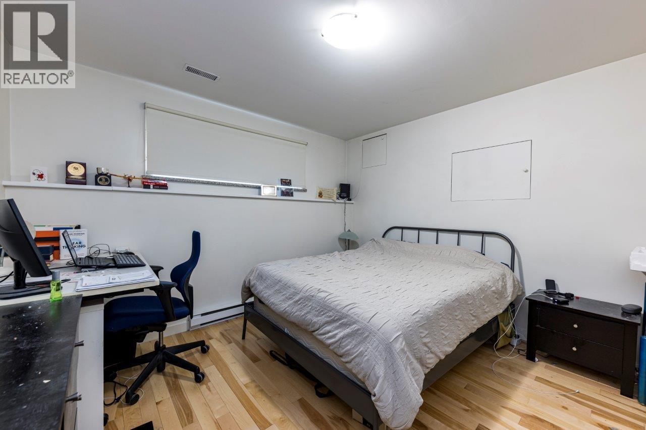 2094 Viewlynn Drive, North Vancouver, British Columbia  V7J 2W8 - Photo 31 - R3112420