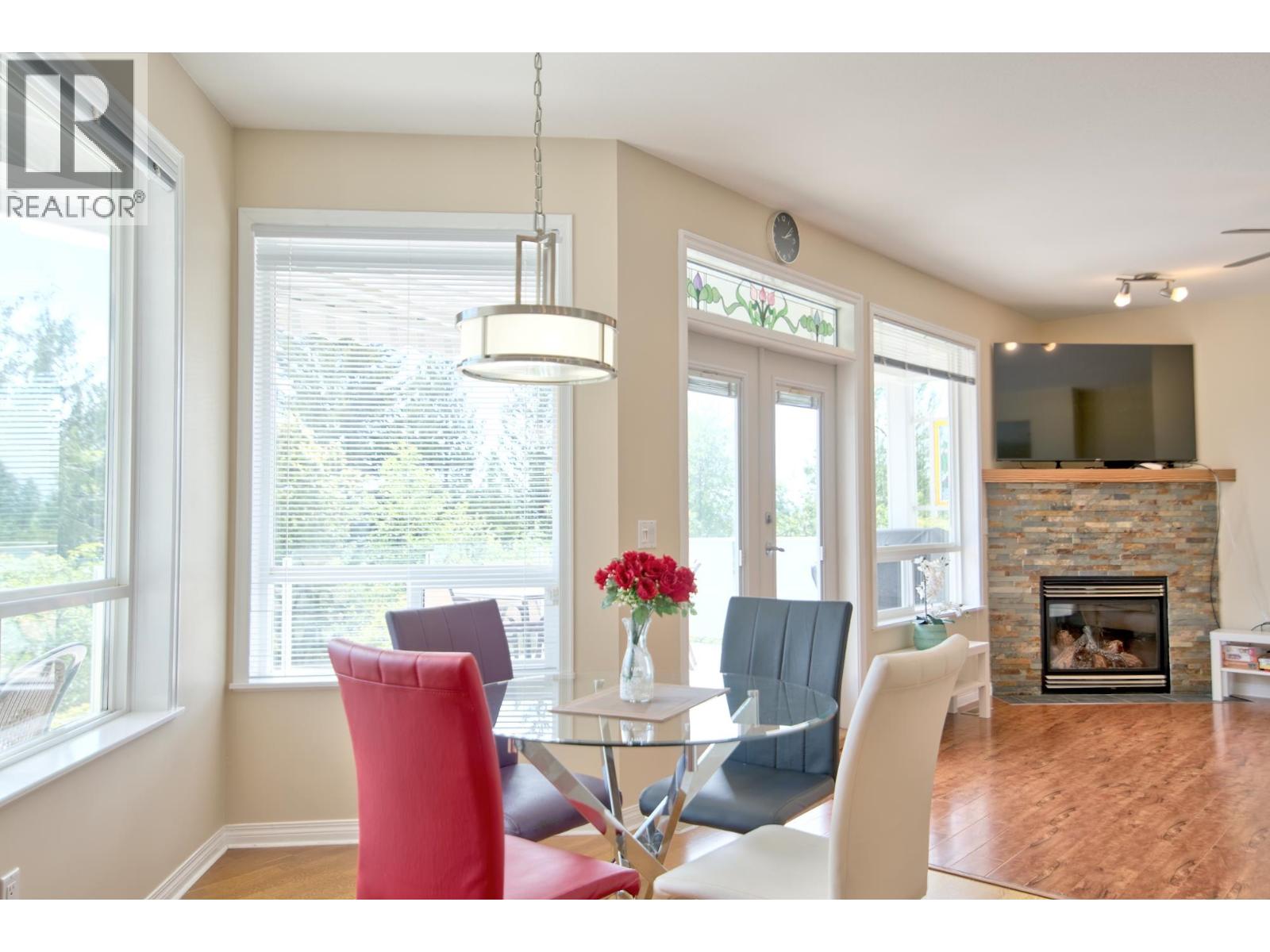 6169 Mika Road, Sechelt, British Columbia  V0N 3A7 - Photo 15 - R3112431