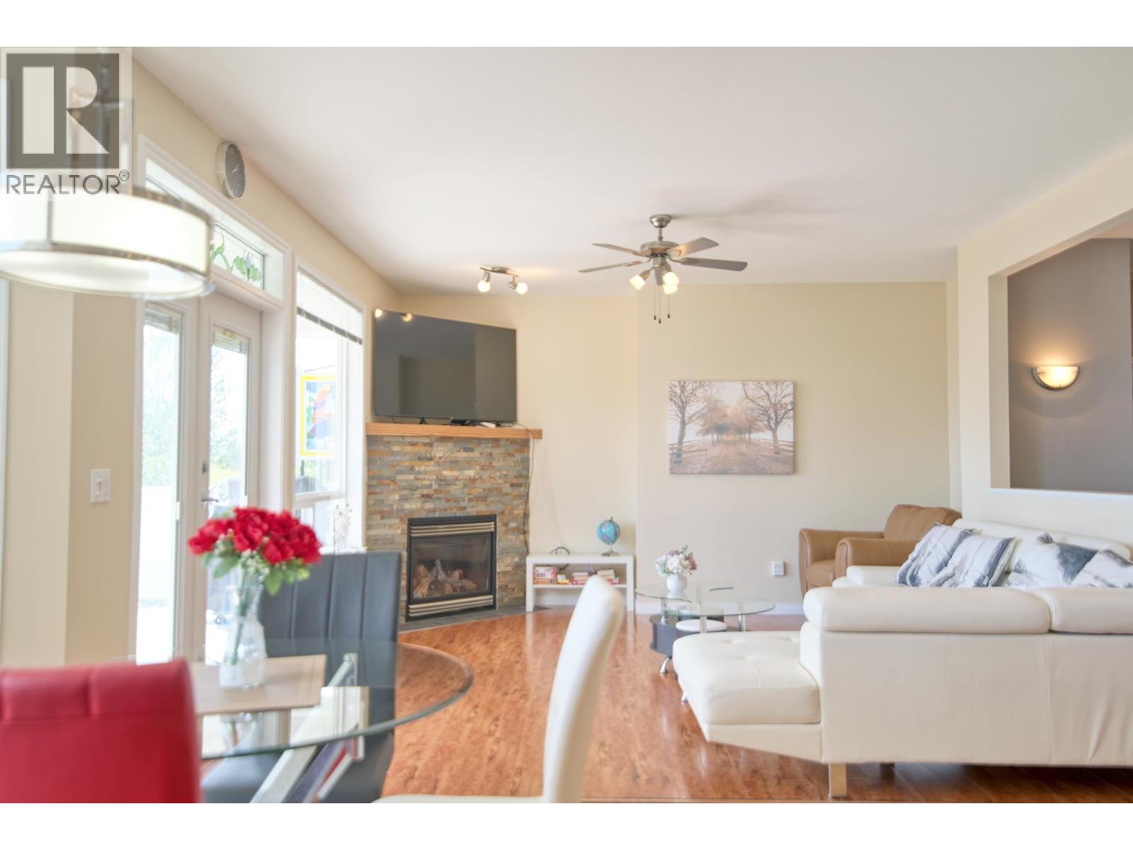 6169 Mika Road, Sechelt, British Columbia  V0N 3A7 - Photo 16 - R3112431