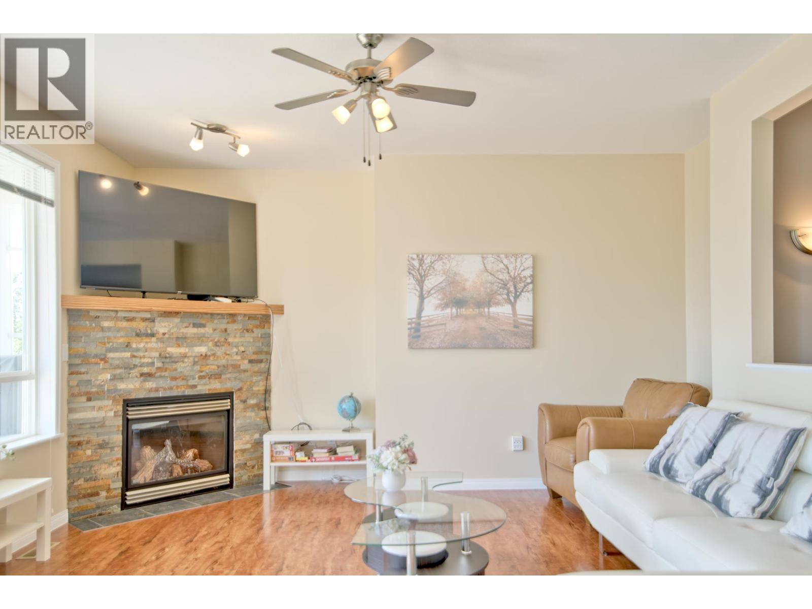 6169 Mika Road, Sechelt, British Columbia  V0N 3A7 - Photo 17 - R3112431