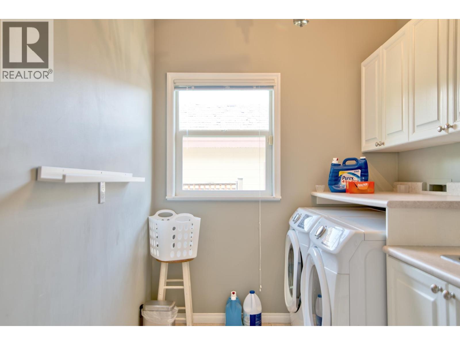 6169 Mika Road, Sechelt, British Columbia  V0N 3A7 - Photo 27 - R3112431