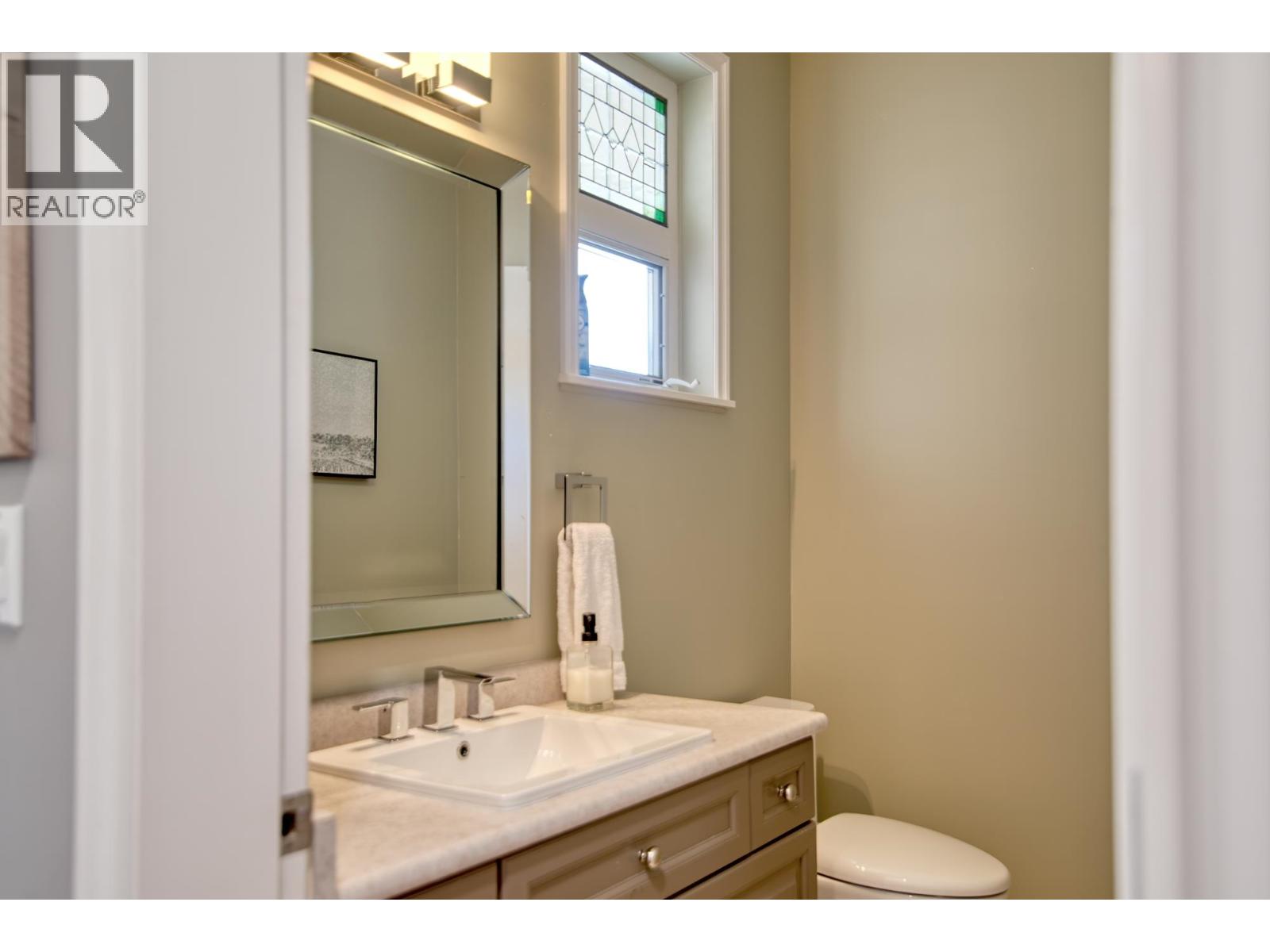 6169 Mika Road, Sechelt, British Columbia  V0N 3A7 - Photo 28 - R3112431