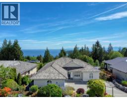 6169 MIKA ROAD, Sechelt, British Columbia