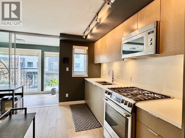 2xx 5555 Dunbar Street, Vancouver, British Columbia  V6N 1W5 - Photo 2 - R3112423