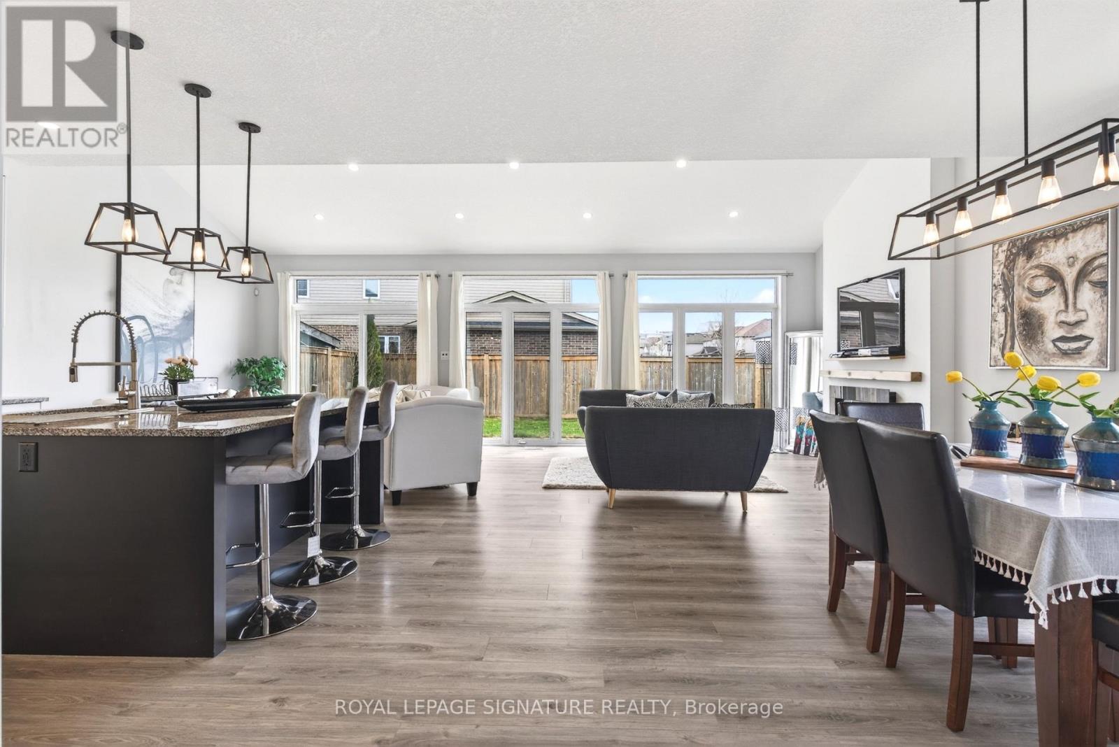 2147 Wateroak Drive, London North (North S), Ontario  N6G 0P9 - Photo 12 - X13005524