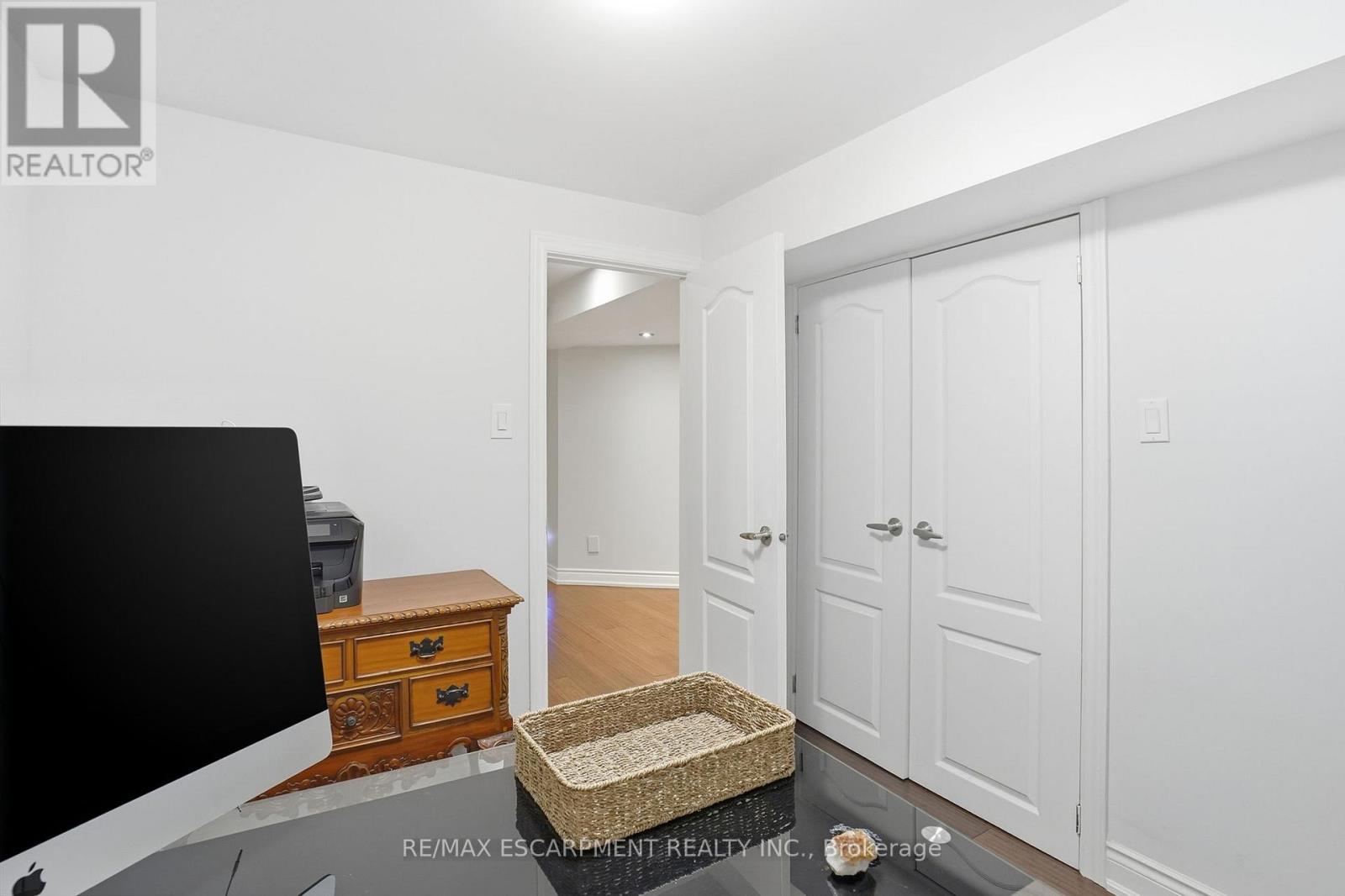 9 Stone Gate Drive, Grimsby, Ontario  L3M 5C6 - Photo 39 - X12872680