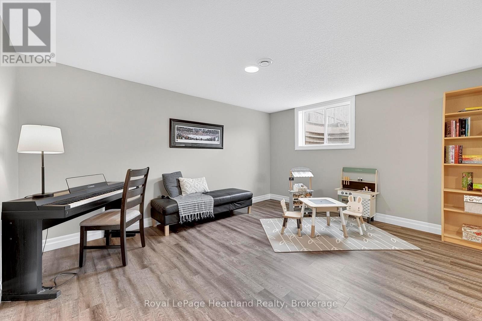 9 - 27 The Way, Goderich, Ontario  N7A 0B5 - Photo 24 - X13008822