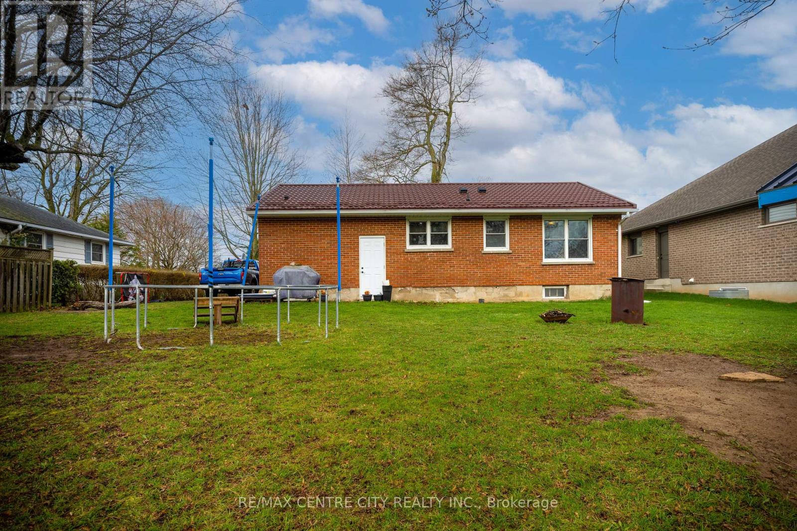 194 Centennial Avenue, Central Elgin, Ontario  N5R 5B2 - Photo 17 - X13008842