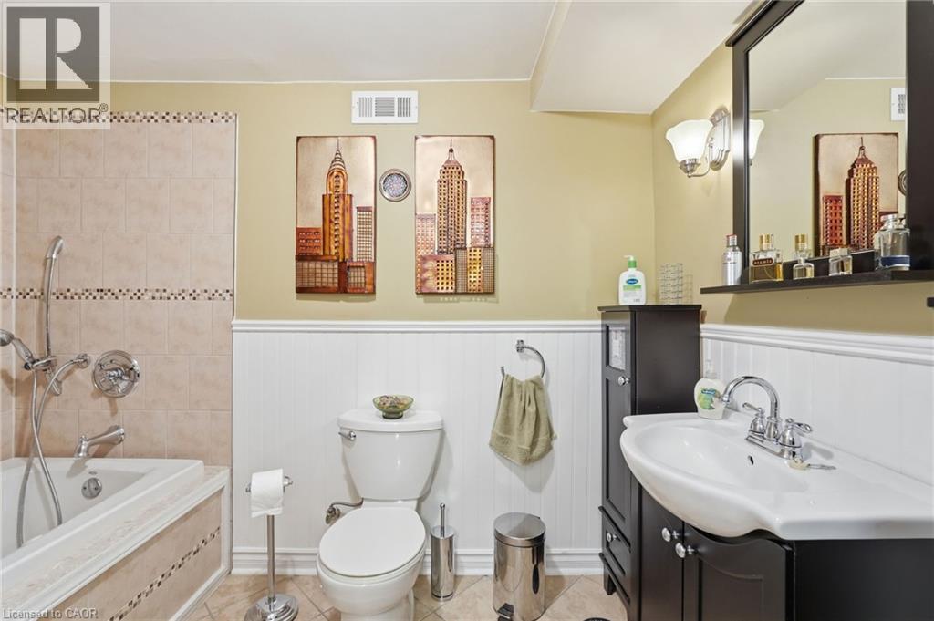 54 Bingham Road, Hamilton, Ontario  L8H 1W4 - Photo 41 - 40821534