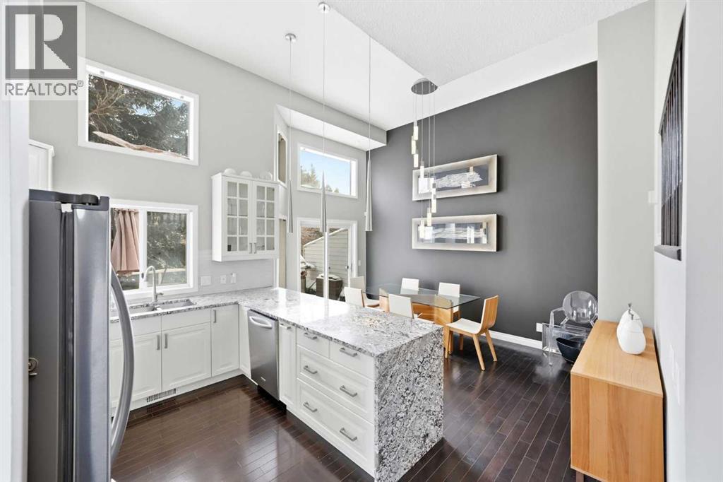 57 Kingsland Villas Sw, Calgary, Alberta  T2V 5J9 - Photo 9 - A2288860