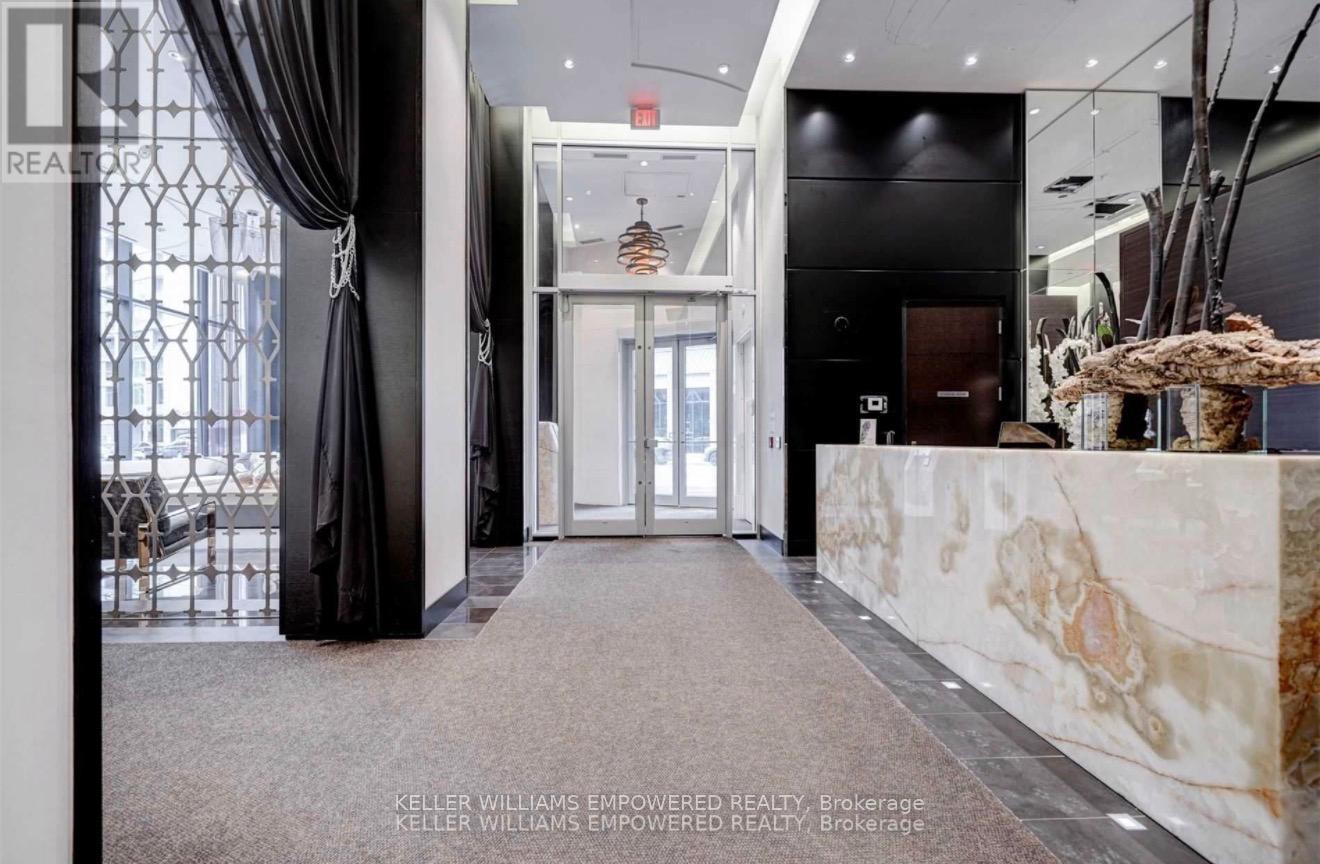 705 - 32 Davenport Road E, Toronto, Ontario  M5R 0B5 - Photo 6 - C13008810