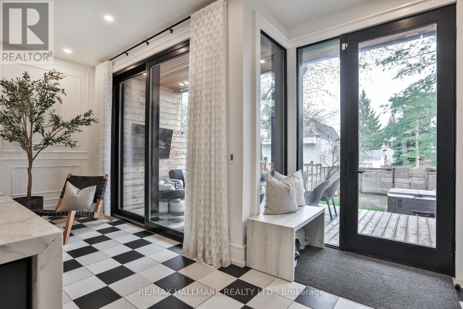 553 Davisville Avenue, Toronto, Ontario  M4S 1J2 - Photo 20 - C13008834