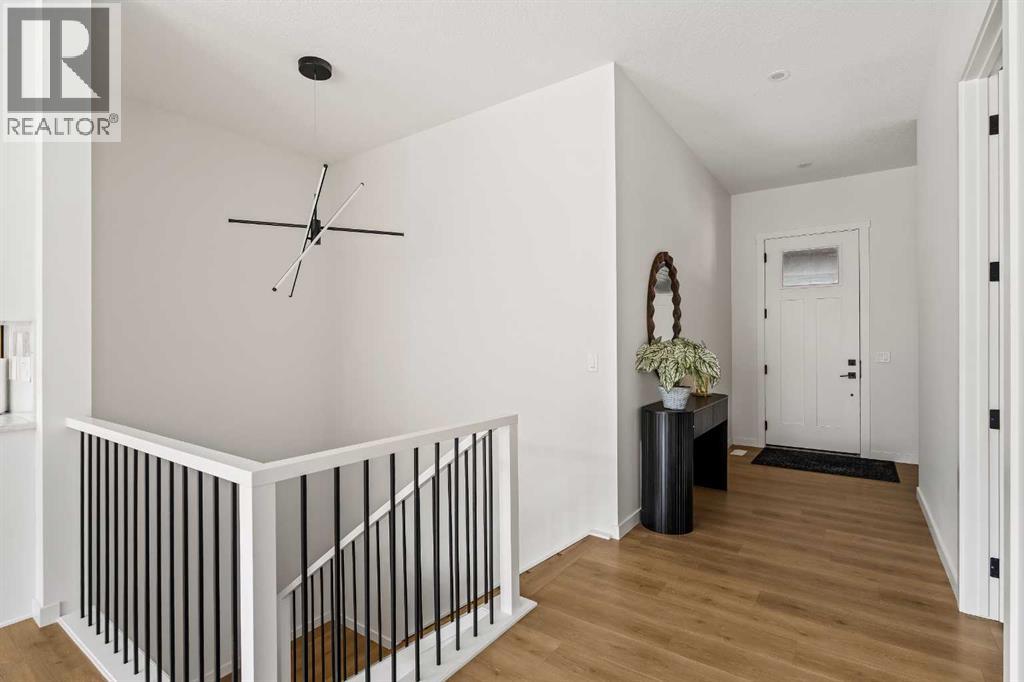 68 Cranbrook Cape Se, Calgary, Alberta  T3M 3L5 - Photo 3 - A2290532