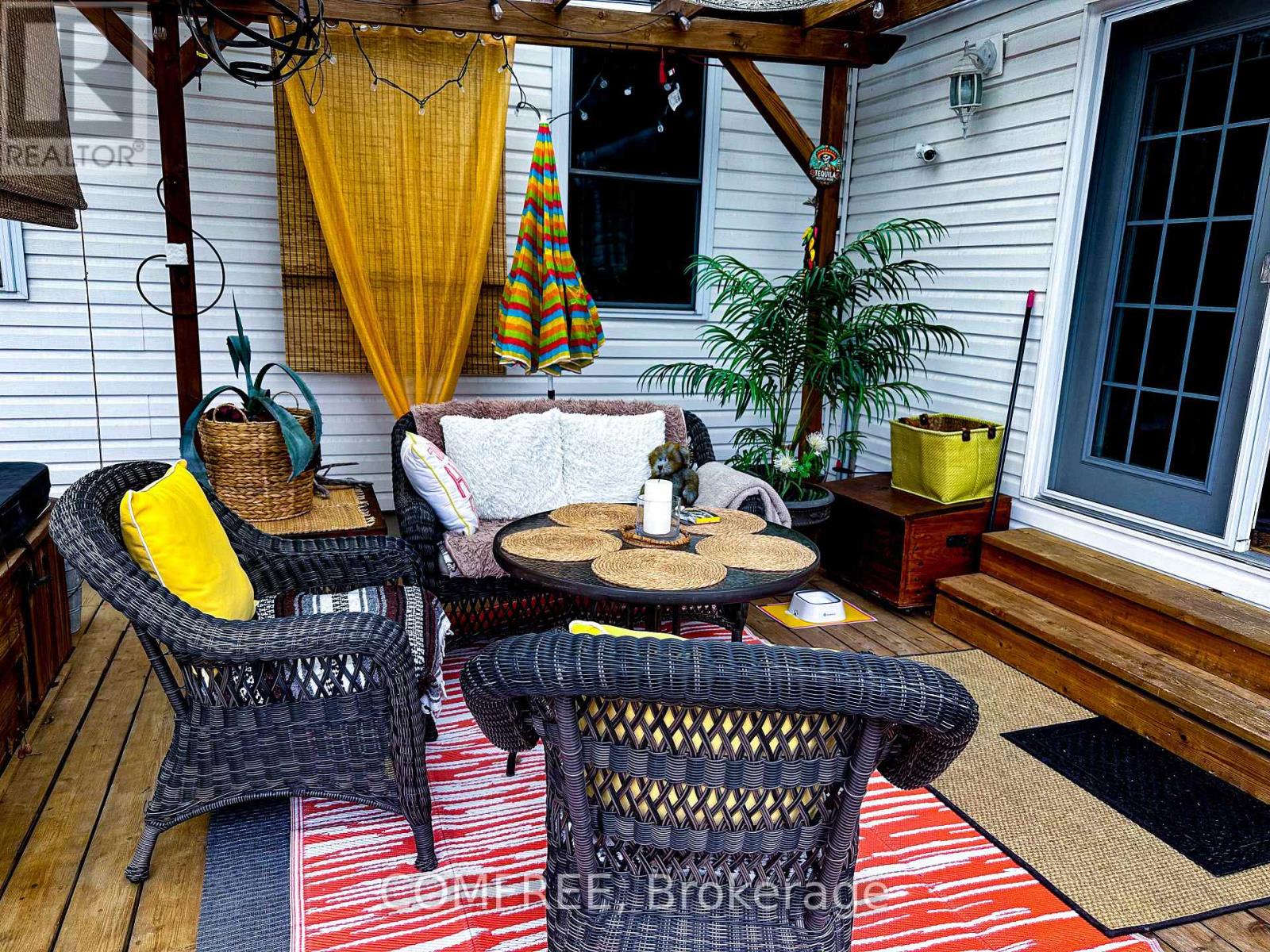 38 South Edgeware Road, St. Thomas, Ontario  N5P 2H4 - Photo 11 - X13008790