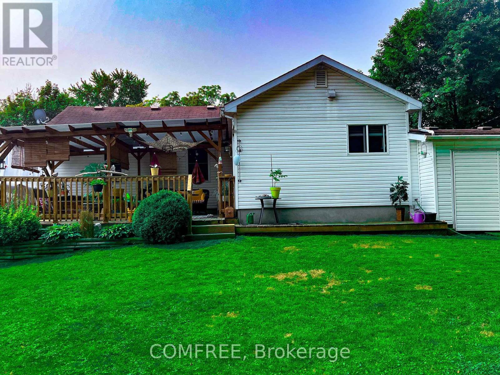 38 South Edgeware Road, St. Thomas, Ontario  N5P 2H4 - Photo 17 - X13008790