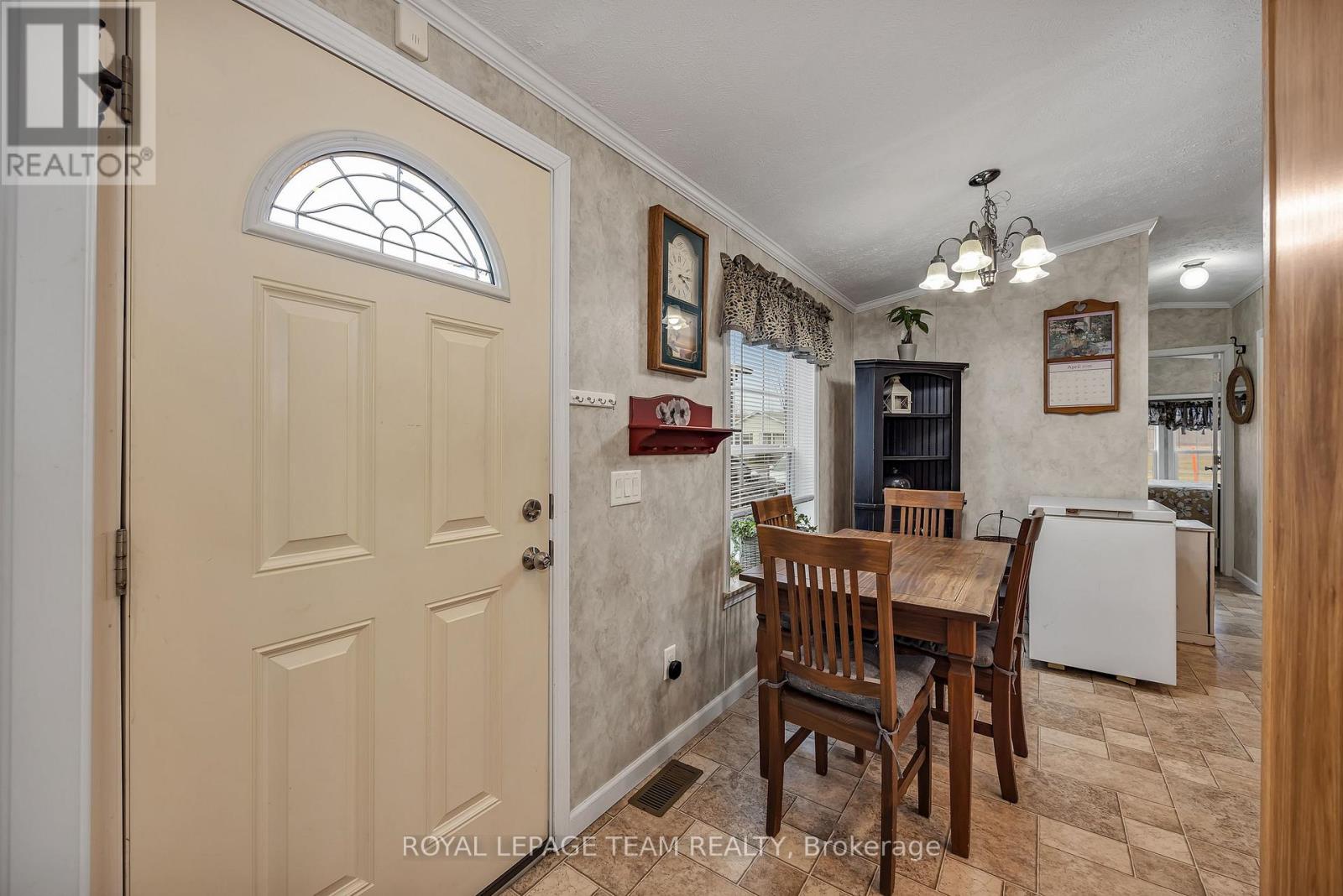 6707 Chris Tierney Private, Ottawa, Ontario  K4P 1H4 - Photo 8 - X13008796