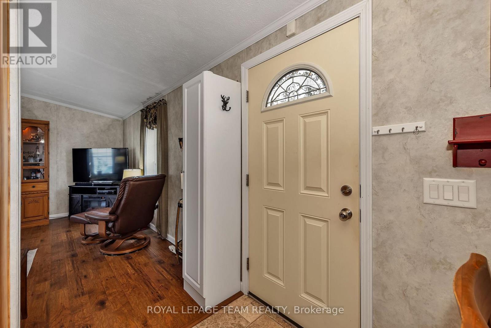 6707 Chris Tierney Private, Ottawa, Ontario  K4P 1H4 - Photo 9 - X13008796