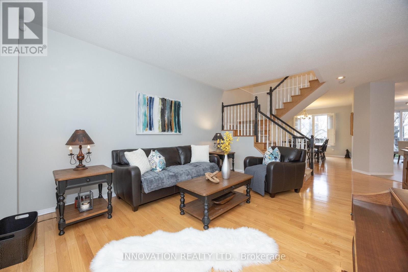 15 Whithorn Avenue, Ottawa, Ontario  K2K 3B2 - Photo 7 - X13008802