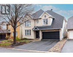 15 WHITHORN AVENUE, Ottawa, Ontario
