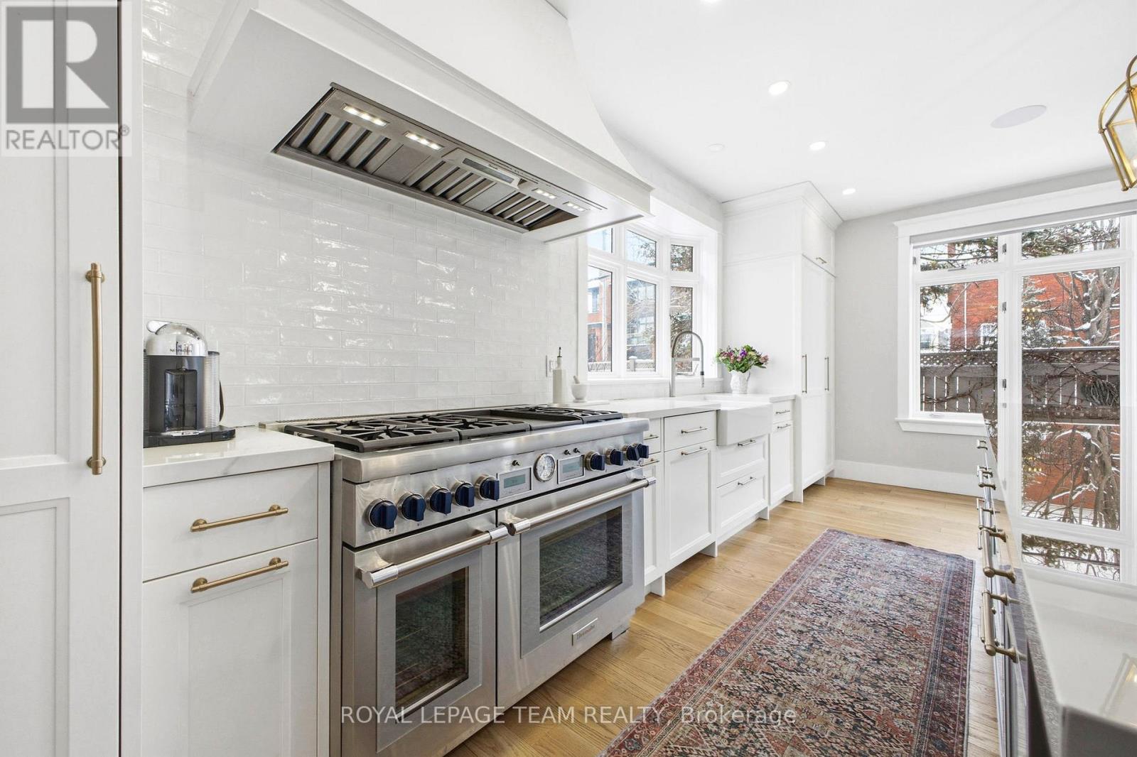 483 Golden Avenue, Ottawa, Ontario  K2A 2E4 - Photo 5 - X13008828