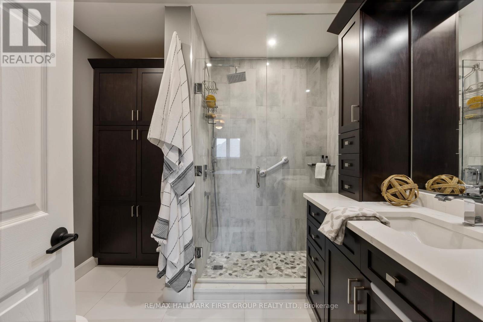 5 Knox Crescent, Whitby, Ontario  L1M 1C8 - Photo 20 - E13008798