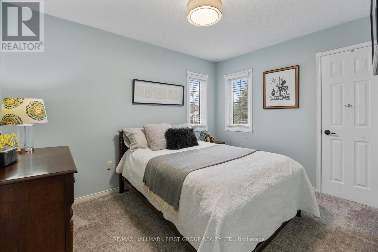 5 Knox Crescent, Whitby, Ontario  L1M 1C8 - Photo 21 - E13008798