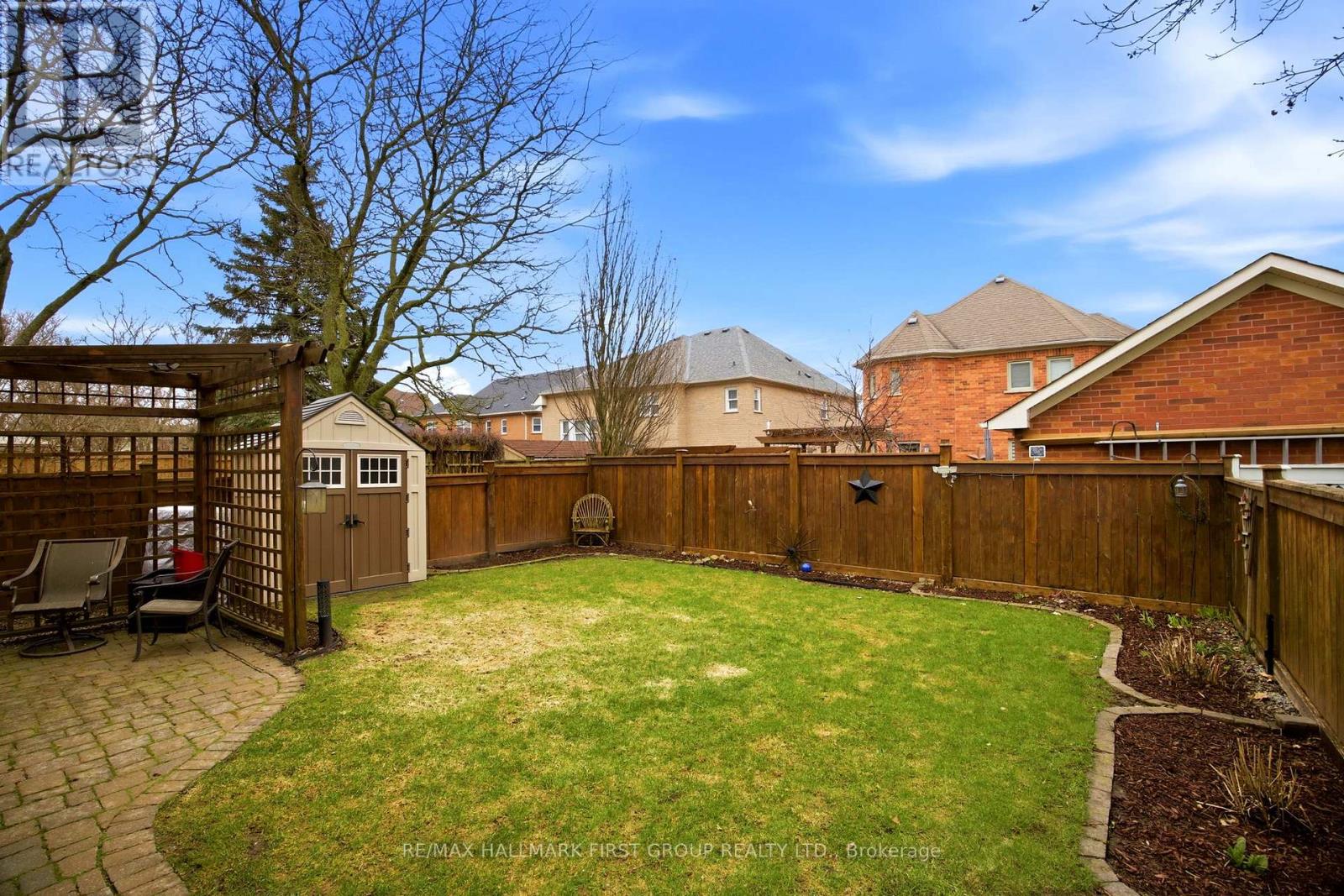 5 Knox Crescent, Whitby, Ontario  L1M 1C8 - Photo 30 - E13008798