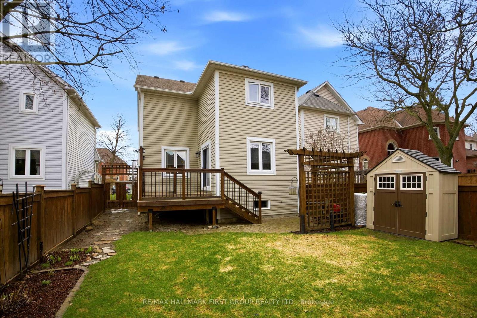 5 Knox Crescent, Whitby, Ontario  L1M 1C8 - Photo 31 - E13008798