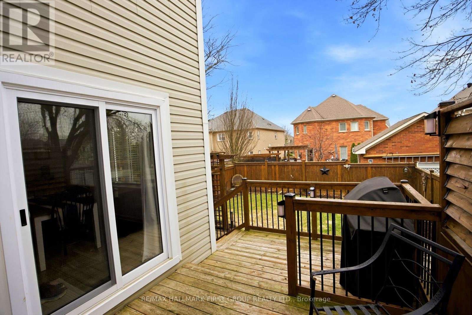 5 Knox Crescent, Whitby, Ontario  L1M 1C8 - Photo 34 - E13008798