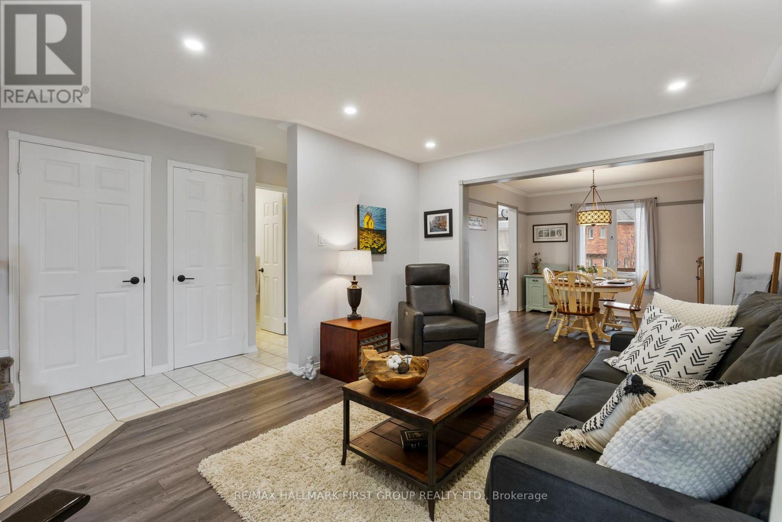 5 Knox Crescent, Whitby, Ontario  L1M 1C8 - Photo 5 - E13008798