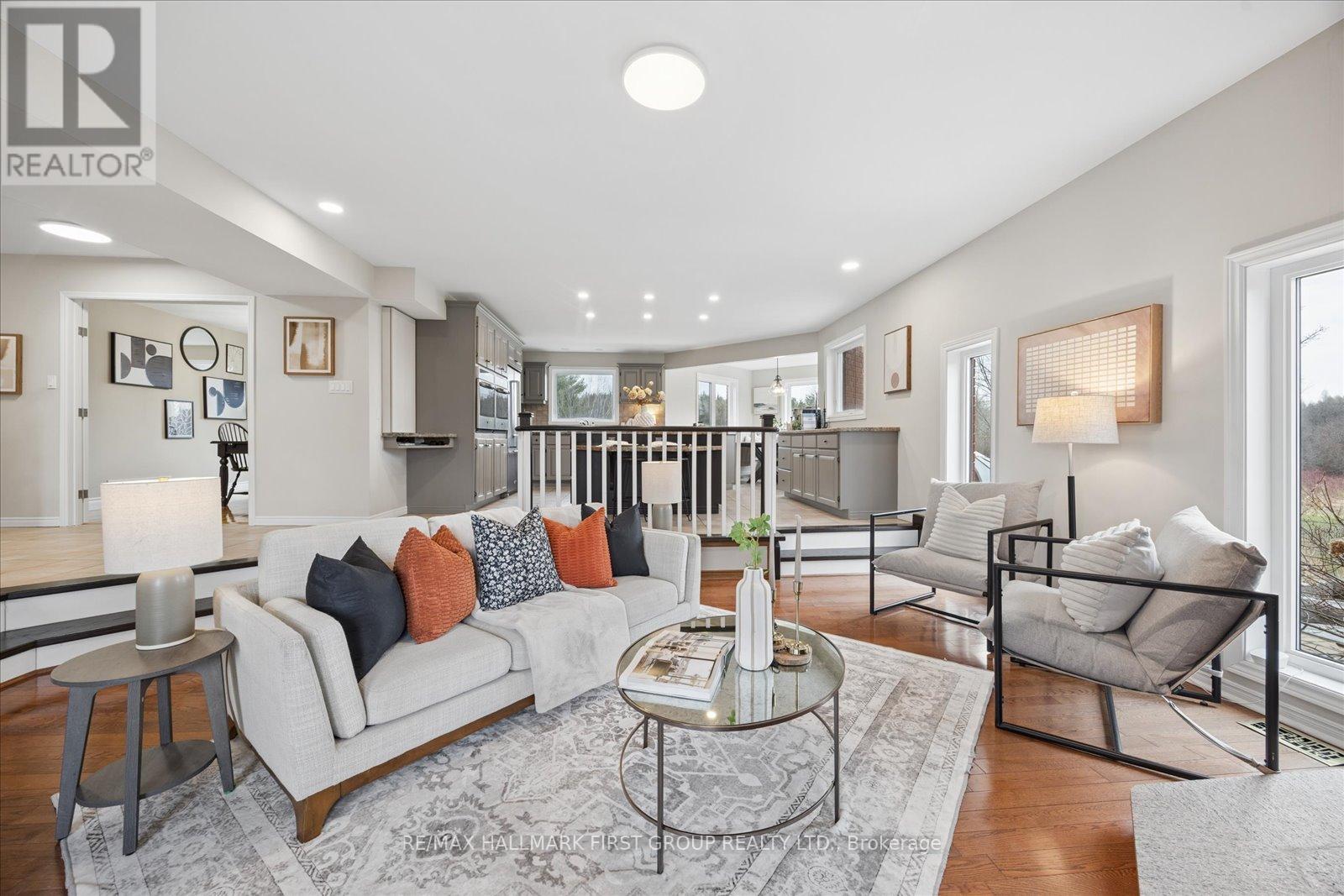 4655 Sideline 6, Pickering, Ontario  L1Y 1A2 - Photo 6 - E13008808