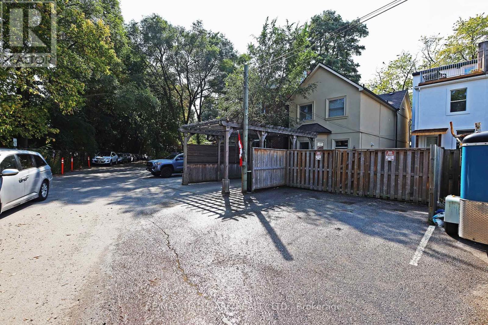 Main - 41 Saulter Street, Toronto, Ontario  M4M 2H8 - Photo 12 - E13008898