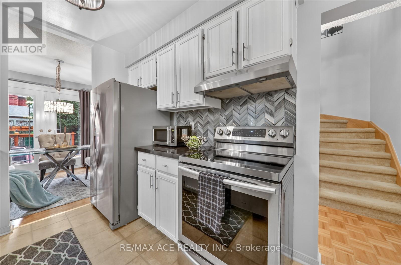 1 Aldcroft Crescent, Clarington, Ontario  L1C 4P2 - Photo 16 - E12924410